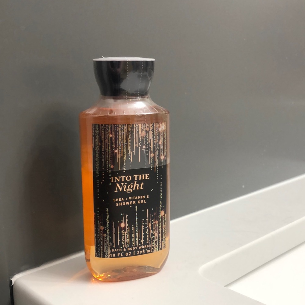 Into the Night bath and body works shower gel
